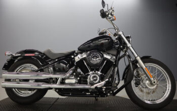Harley Davidson Softail Standard, Lawan Sepadan Yamaha VMAX